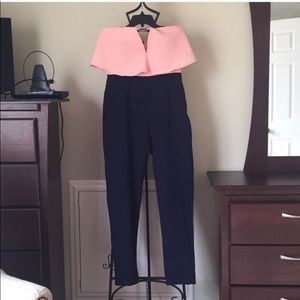 Deep plunge navy & pink medium jumper EUC